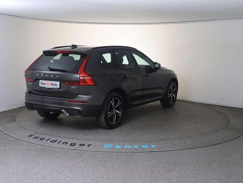 Gebraucht Volvo XC60 R-Design 197 PS (144 kW) 2022 Mittelgrau  normal SUV