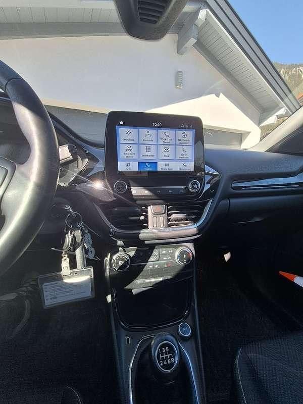 Gebraucht Ford Puma Titanium 125 PS (91 kW) 2021 Grau SUV