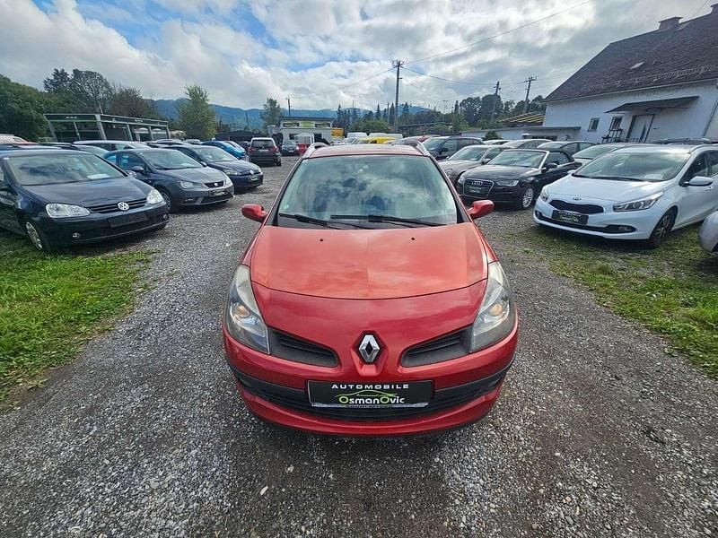 Gebraucht Renault Clio GrandTour Expression 75 PS (55 kW) 2008 Rot Kombi