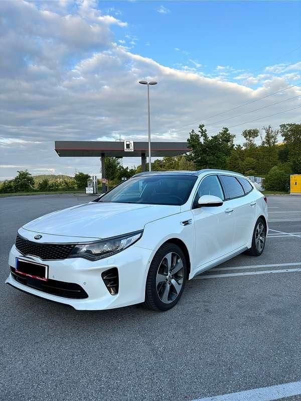 Weiß Gebraucht 2018 Kia Optima GT-Line Kombi | € 14.500 - Bild 1/4