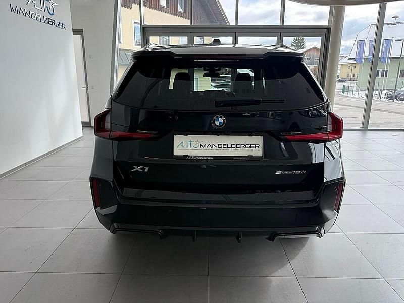 Gebraucht BMW X1 M Sport 150 PS (110 kW) 2025 Schwarz SUV