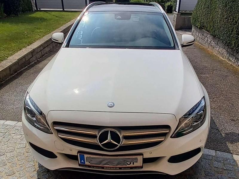 Gebraucht Mercedes C220 Avantgarde 170 PS (125 kW) 2015 Weiß Kombi