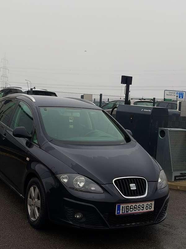 Gebraucht Seat Altea XL Style 105 PS (77 kW) 2010 Van / Kleinbus