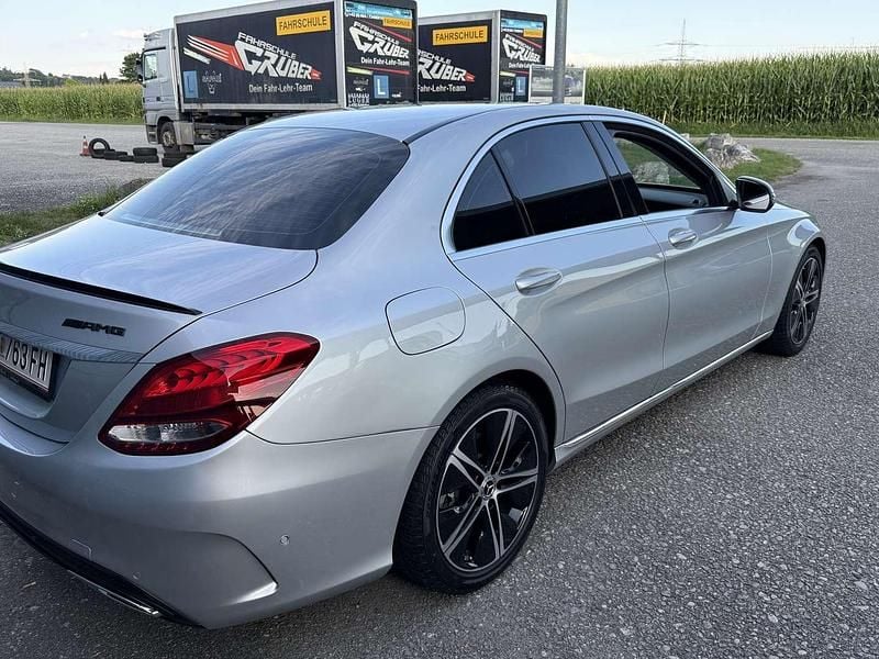 Gebraucht 2016 Mercedes C200 AMG line Limousine | € 18.400 (Fairer Preis) - Bild 1/4