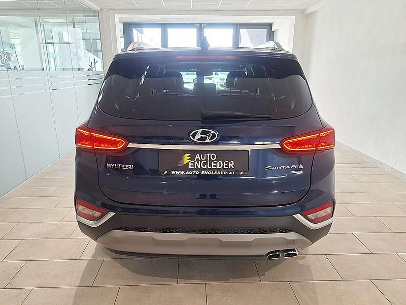 Gebraucht Hyundai Santa Fe 185 PS (136 kW) 2019 Blau SUV