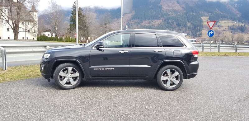 Schwarz Gebraucht 2015 Jeep Grand Cherokee Overland SUV | € 26.000 (Fairer Preis) - Bild 1/4