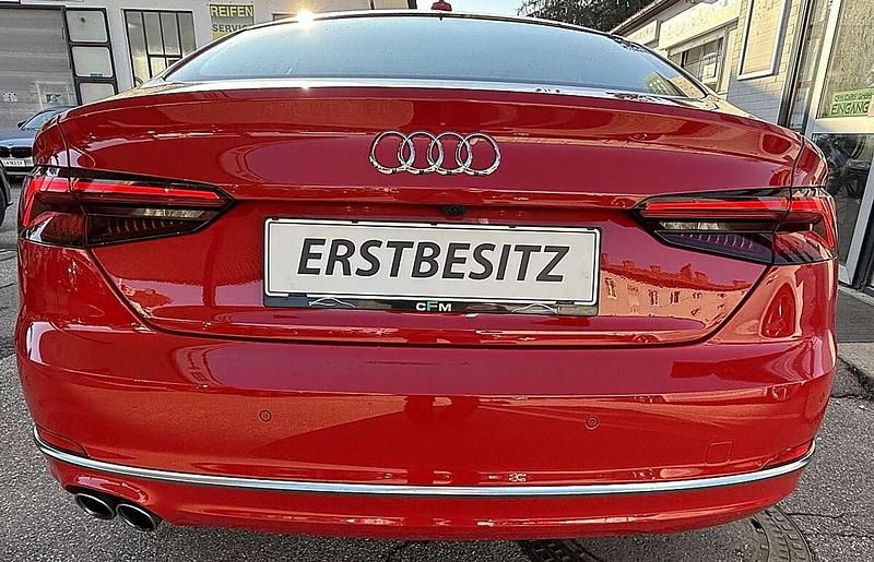 Gebraucht Audi A5 Sportback Sport 190 PS (139 kW) 2018 Rot Kleinwagen