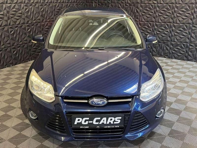 Gebraucht Ford Focus Titanium 150 PS (110 kW) 2011 Blau Limousine