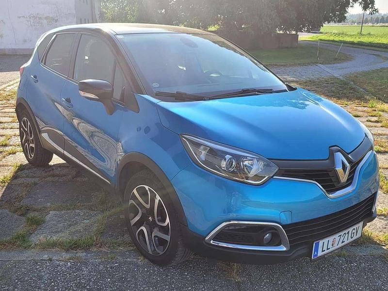 Blau Gebraucht 2015 Renault Captur Dynamique SUV | € 8.600 (Guter Preis) - Bild 1/4