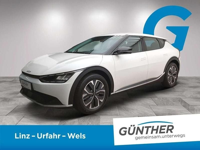 Weiß Gebraucht 2022 Kia EV6 Air SUV | € 31.989 (Guter Preis) - Bild 1/4