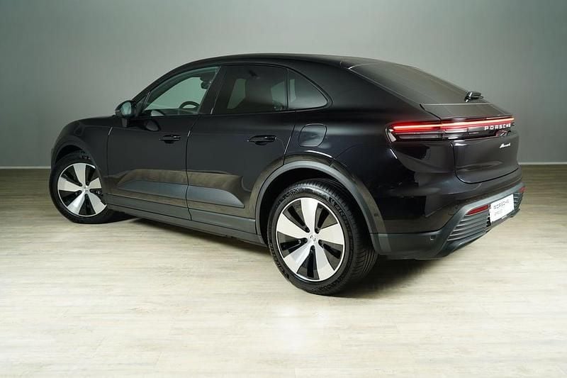 Gebraucht Porsche Macan 300 kW (408 PS) 2025 Schwarz  metallic SUV