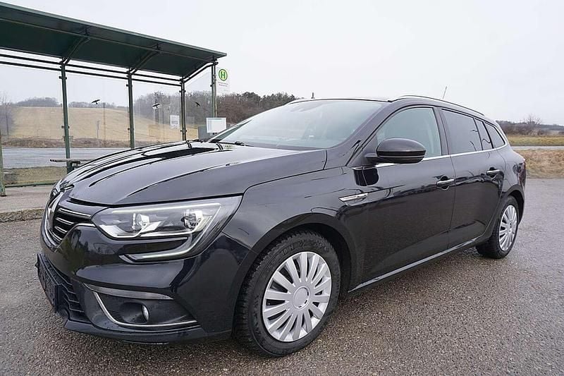 Gebraucht Renault Mégane GrandTour Intens 101 PS (74 kW) 2018 Schwarz Kombi