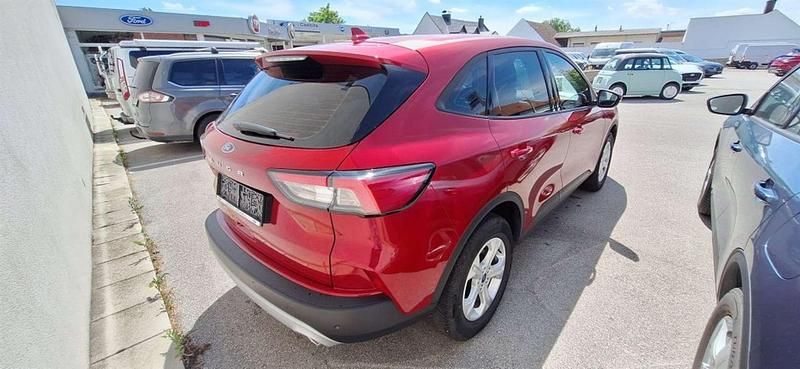 Gebraucht Ford Kuga Cool & Connect 150 PS (110 kW) 2023 Rot SUV