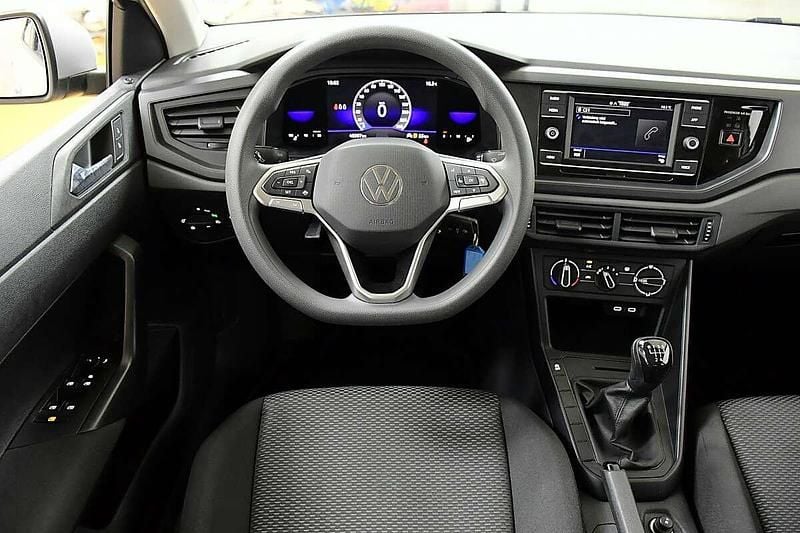 Gebraucht VW Polo 95 PS (69 kW) 2022 Silber Kleinwagen