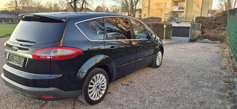 Gebraucht 2011 Ford S-MAX Titanium Van / Kleinbus | € 7.000 (Guter Preis) - Bild 1/4