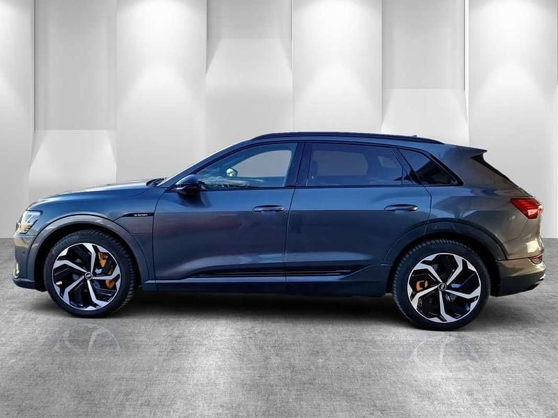 Gebraucht Audi e-tron S-Line 158 kW (215 PS) 2021 Grau SUV