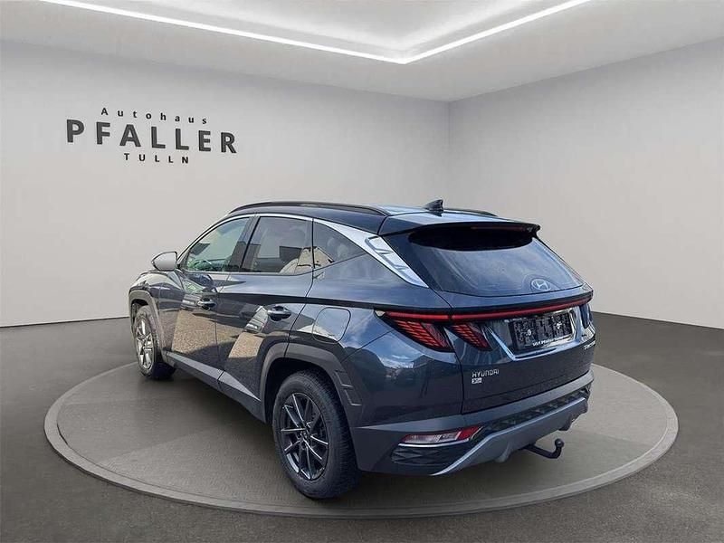 Gebraucht Hyundai Tucson Trend 116 PS (85 kW) 2022 Grau SUV
