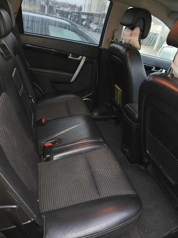 Gebraucht Chevrolet Captiva 167 PS (122 kW) 2011 Weiß SUV