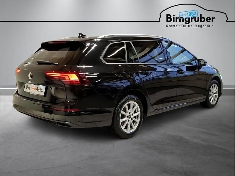 Gebraucht VW Golf VIII Life 116 PS (85 kW) 2024 Mittelgrau  metallic Kombi