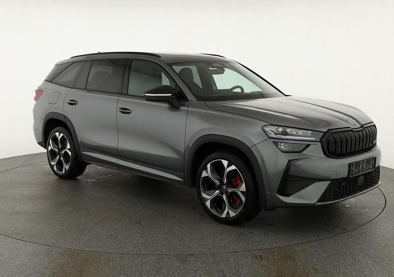 Grau Neu 2025 Skoda Kodiaq RS SUV | € 72.028 (Teuer) - Bild 1/4