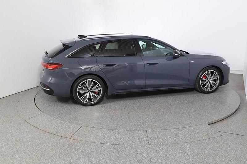 Gebraucht Audi A5 Ambiente 204 PS (150 kW) 2025 Hellgrau  metallic Coupé