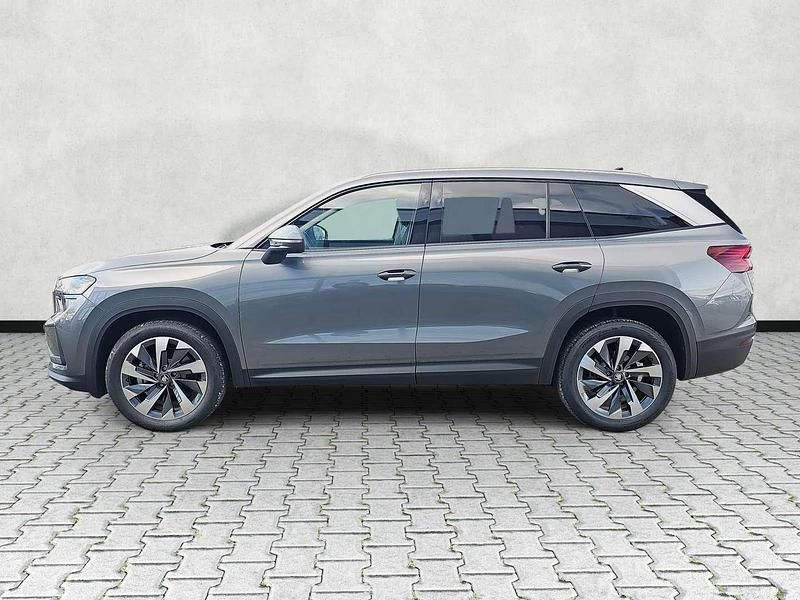 Neu Skoda Kodiaq Selection 150 PS (110 kW) 2025 Grau SUV