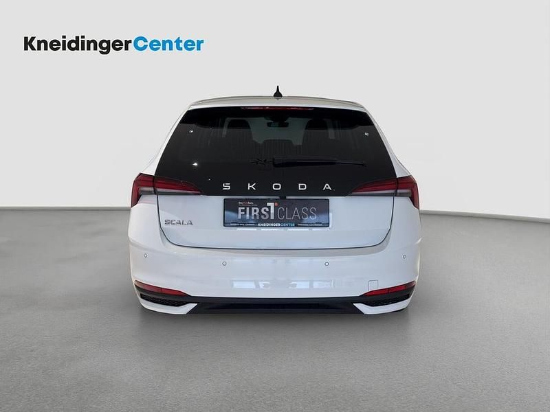 Neu Skoda Scala Selection 95 PS (69 kW) 2026 Weiss  normal Kleinwagen