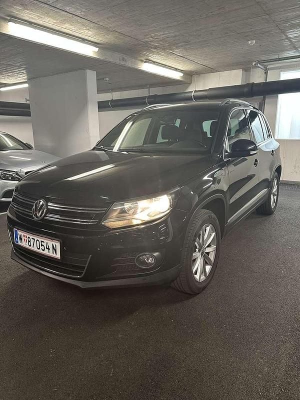 Schwarz Gebraucht 2016 VW Tiguan LOUNGE SUV | € 17.500 (Superpreis) - Bild 1/4