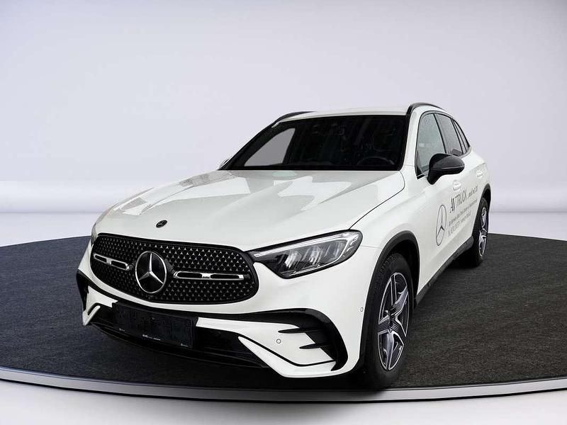 Gebraucht Mercedes GLC220 197 PS (144 kW) 2024 Weiß SUV