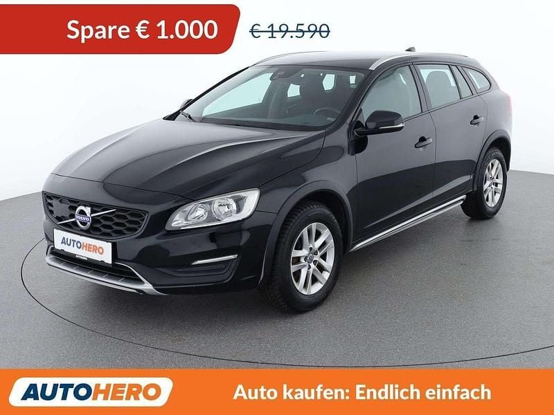 Gebraucht Volvo V60 CC Business Edition 150 PS (110 kW) 2016 Schwarz Kombi