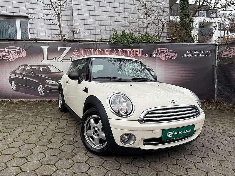 Weiß Gebraucht 2010 Mini ONE Pepper Kleinwagen | € 5.990 (Etwas zu teuer) - Bild 1/4