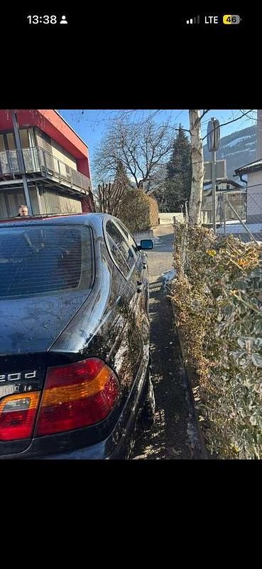 Gebraucht BMW 320 150 PS (110 kW) 2002 Limousine