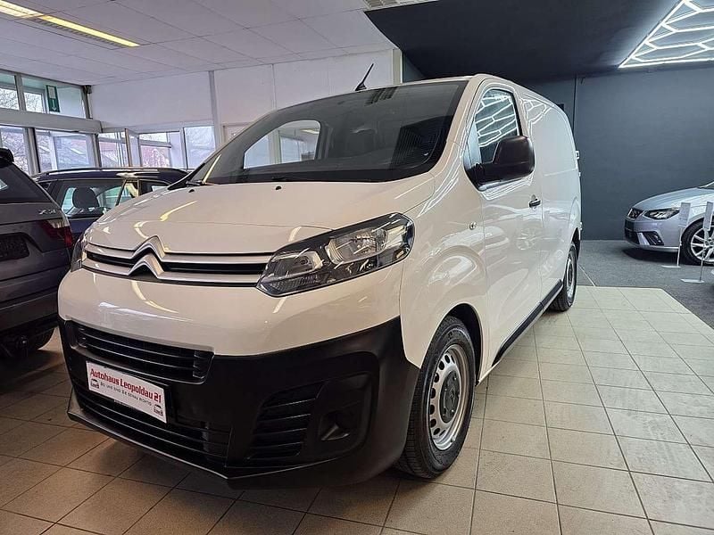 Weiß Gebraucht 2017 Citroën Jumpy Comfort Van | € 11.999 (Etwas zu teuer) - Bild 1/4