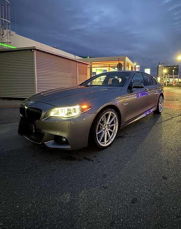 Gebraucht BMW 530 258 PS (189 kW) 2015 Limousine
