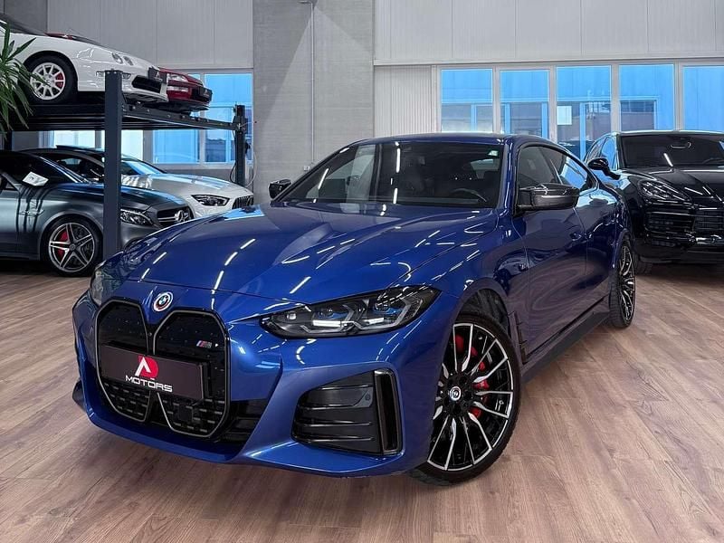 Blau Gebraucht 2023 BMW i4 Shadowline Limousine | € 54.900 (Etwas zu teuer) - Bild 1/4