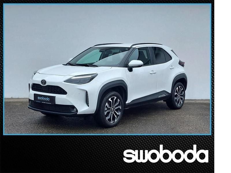 Weiß Gebraucht 2025 Toyota Yaris Cross Active SUV | € 26.480 (Fairer Preis) - Bild 1/4