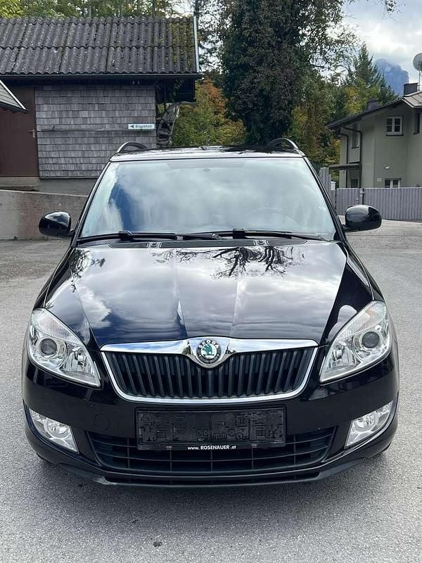 Gebraucht Skoda Fabia Family 86 PS (63 kW) 2012 Schwarz Kleinwagen