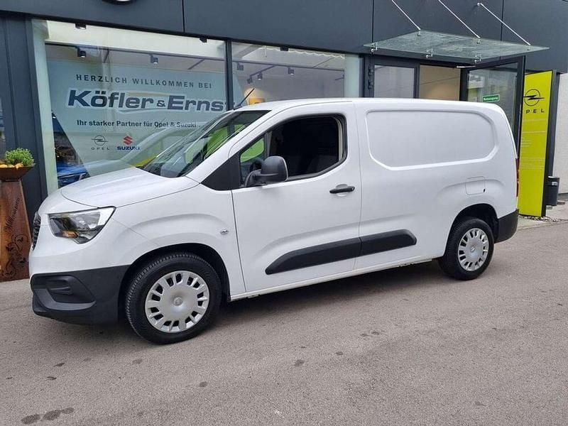 Weiß Gebraucht 2019 Opel Combo Van / Kleinbus | € 11.400 (Fairer Preis) - Bild 1/4