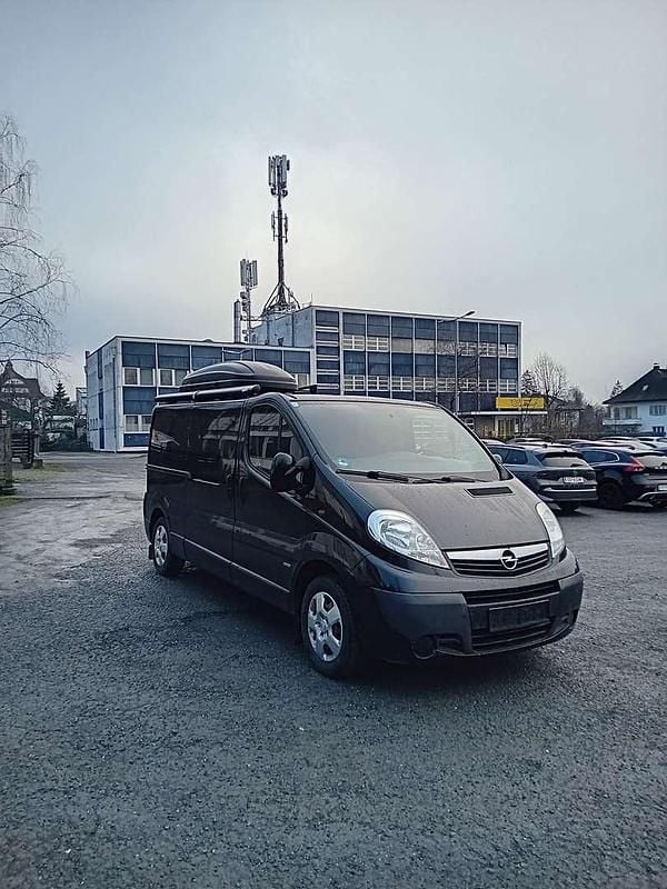 Gebraucht Opel Vivaro 114 PS (83 kW) 2011 Van / Kleinbus