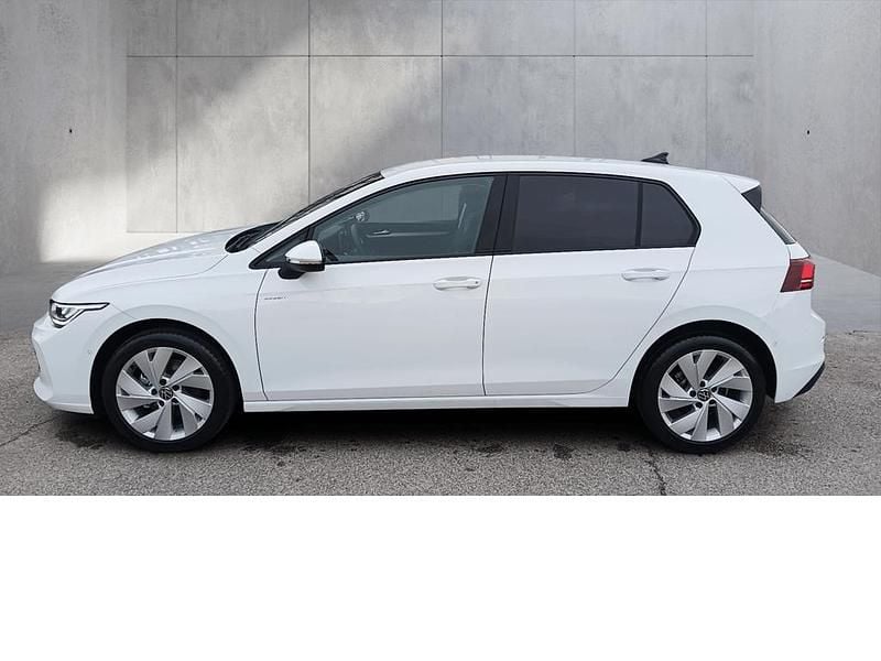 Neu VW Golf VIII 115 PS (84 kW) 2026 Mittelgrau  normal Limousine
