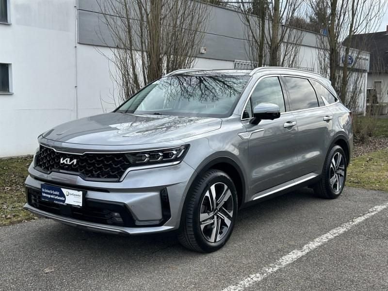 Gebraucht Kia Sorento 132 PS (97 kW) 2022 Silber SUV