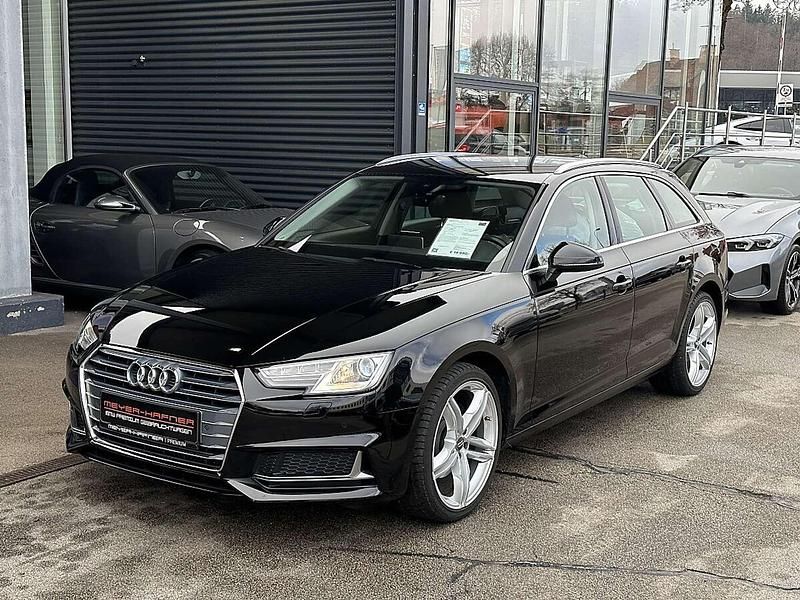 Gebraucht Audi A4 Sport 150 PS (110 kW) 2018 Schwarz Kombi