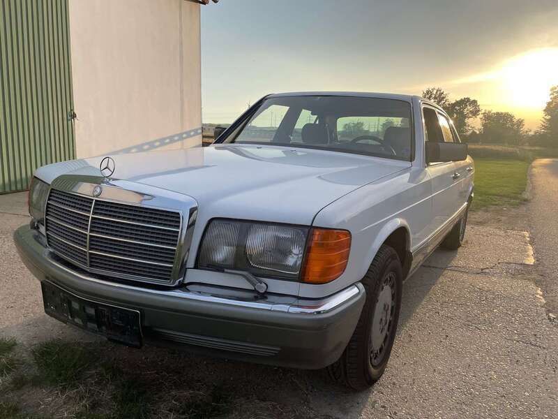 Weiß Gebraucht 1988 Mercedes 500 SE Limousine | € 15.000 - Bild 1/4
