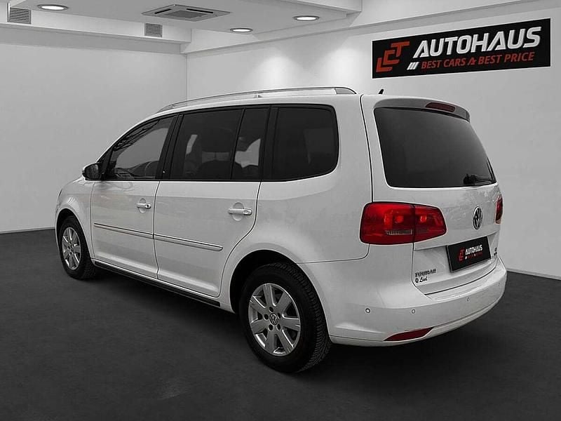 Gebraucht VW Touran 105 PS (77 kW) 2012 Weiß Van / Kleinbus