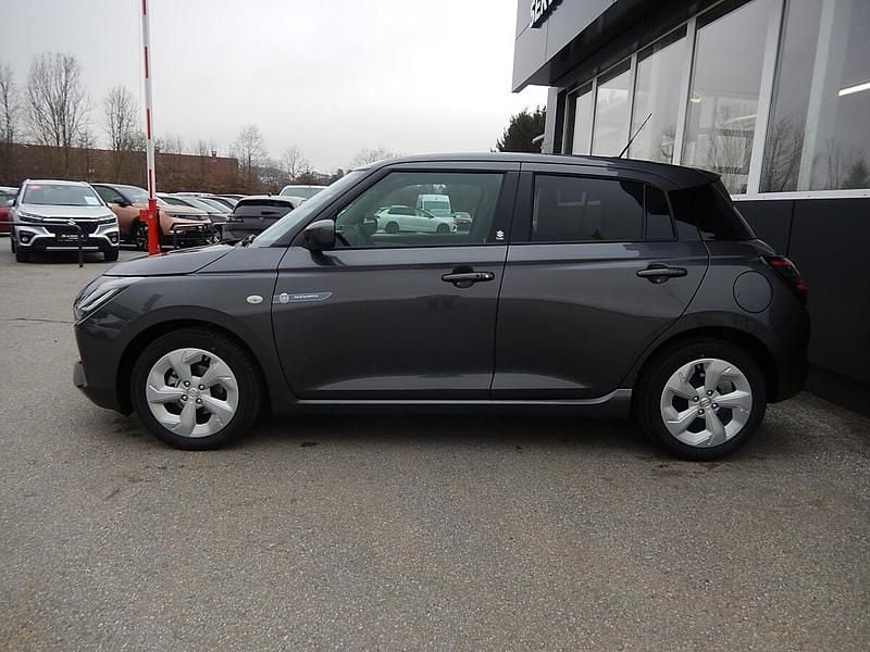 Neu Suzuki Swift 83 PS (61 kW) 2025 Grau Kleinwagen