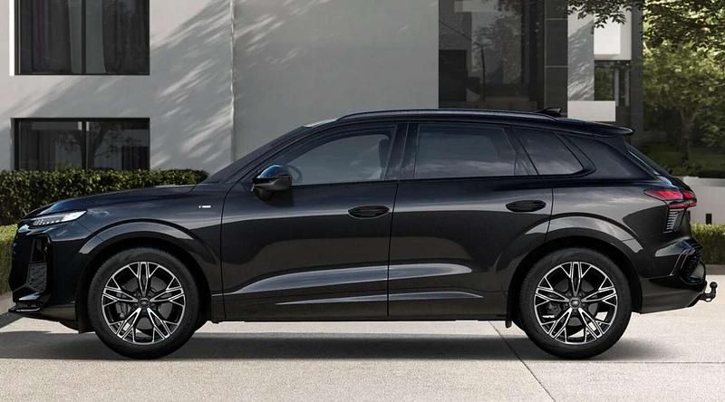 Neu Audi Q3 204 PS (150 kW) 2025 Schwarz SUV