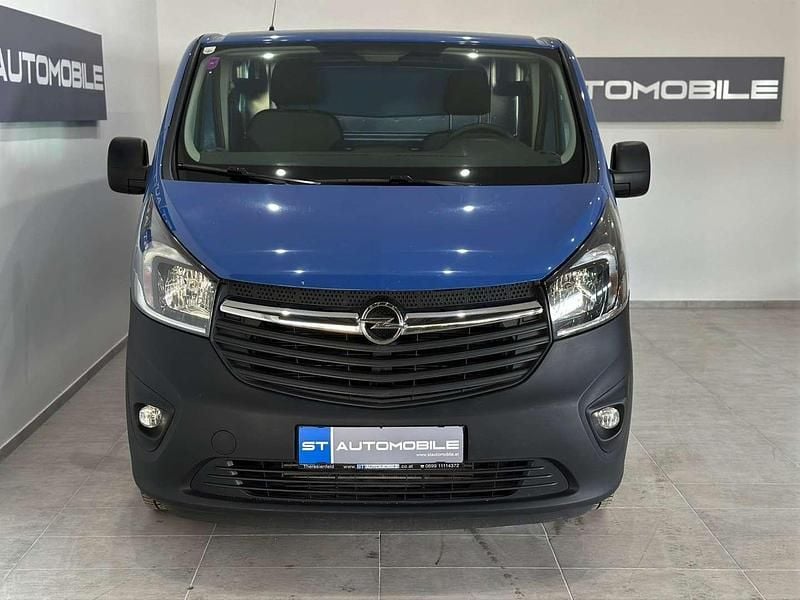 Gebraucht Opel Vivaro 125 PS (91 kW) 2018 Blau Van / Kleinbus