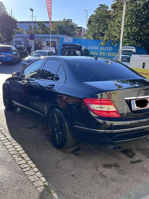 Gebraucht Mercedes C200 136 PS (100 kW) 2010 Limousine