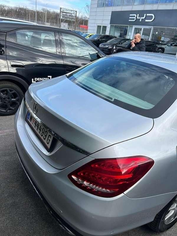 Gebraucht Mercedes C180 Avantgarde 156 PS (114 kW) 2016 Limousine