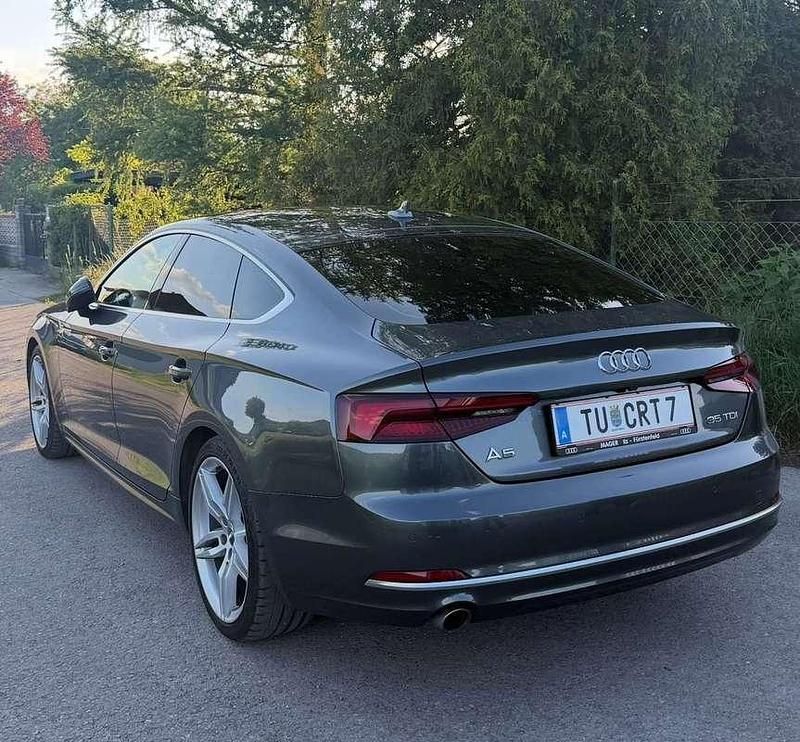 Gebraucht 2019 Audi A5 Sportback Sport Kleinwagen | € 27.000 (Teuer) - Bild 1/4